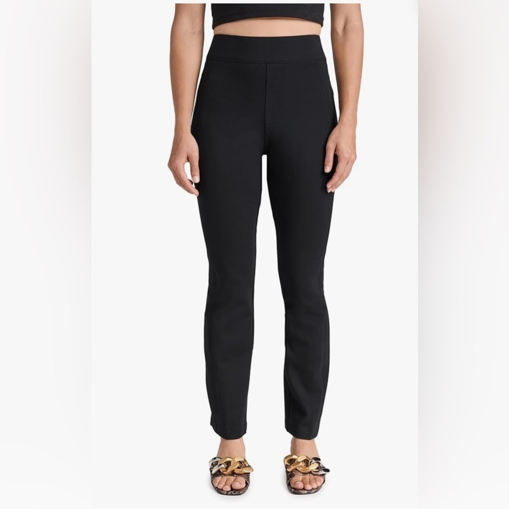 SPANX Women's black skinny Pants, size Small Petite with back pockets
